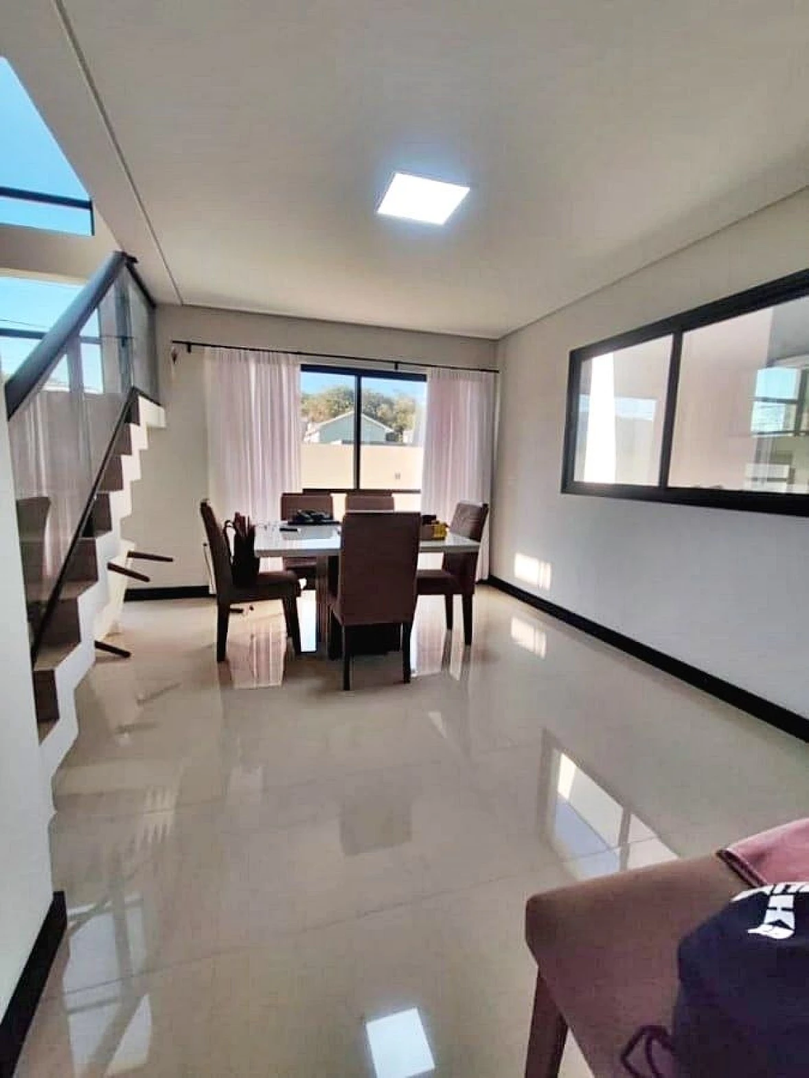 Sobrado geminado em Caminho Novo, Palhoça