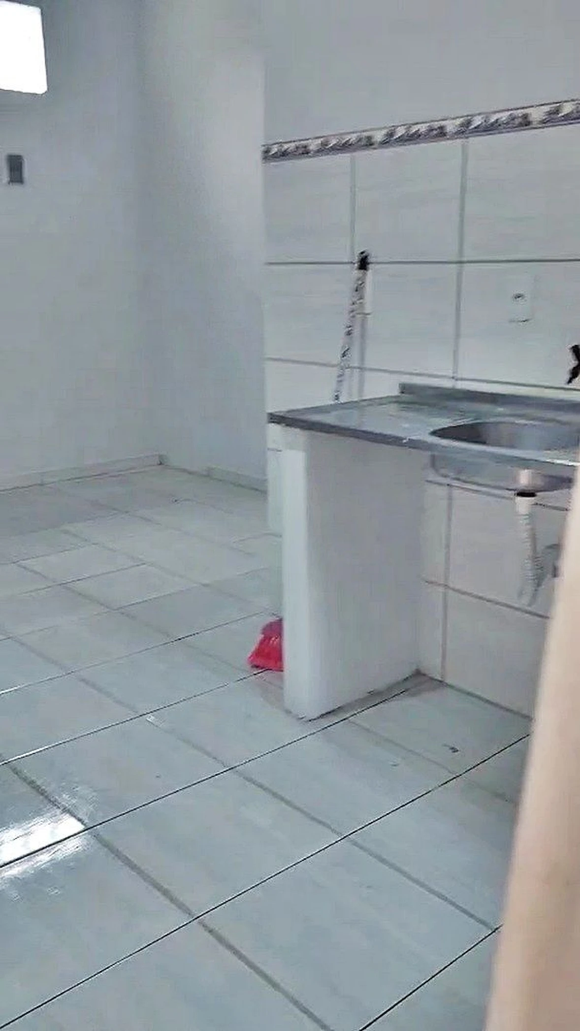 Prédio em Caminho Novo, Palhoça