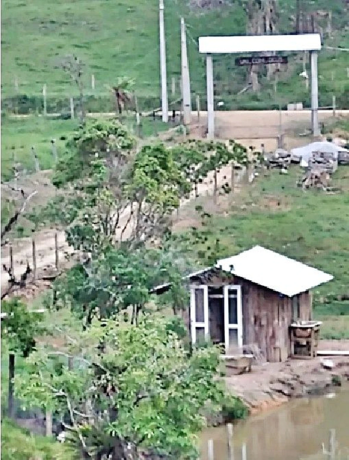 Sítio 22.000M² Casa2 Quartos, Área Verde - São Pedro de Alcântara - Foto 14