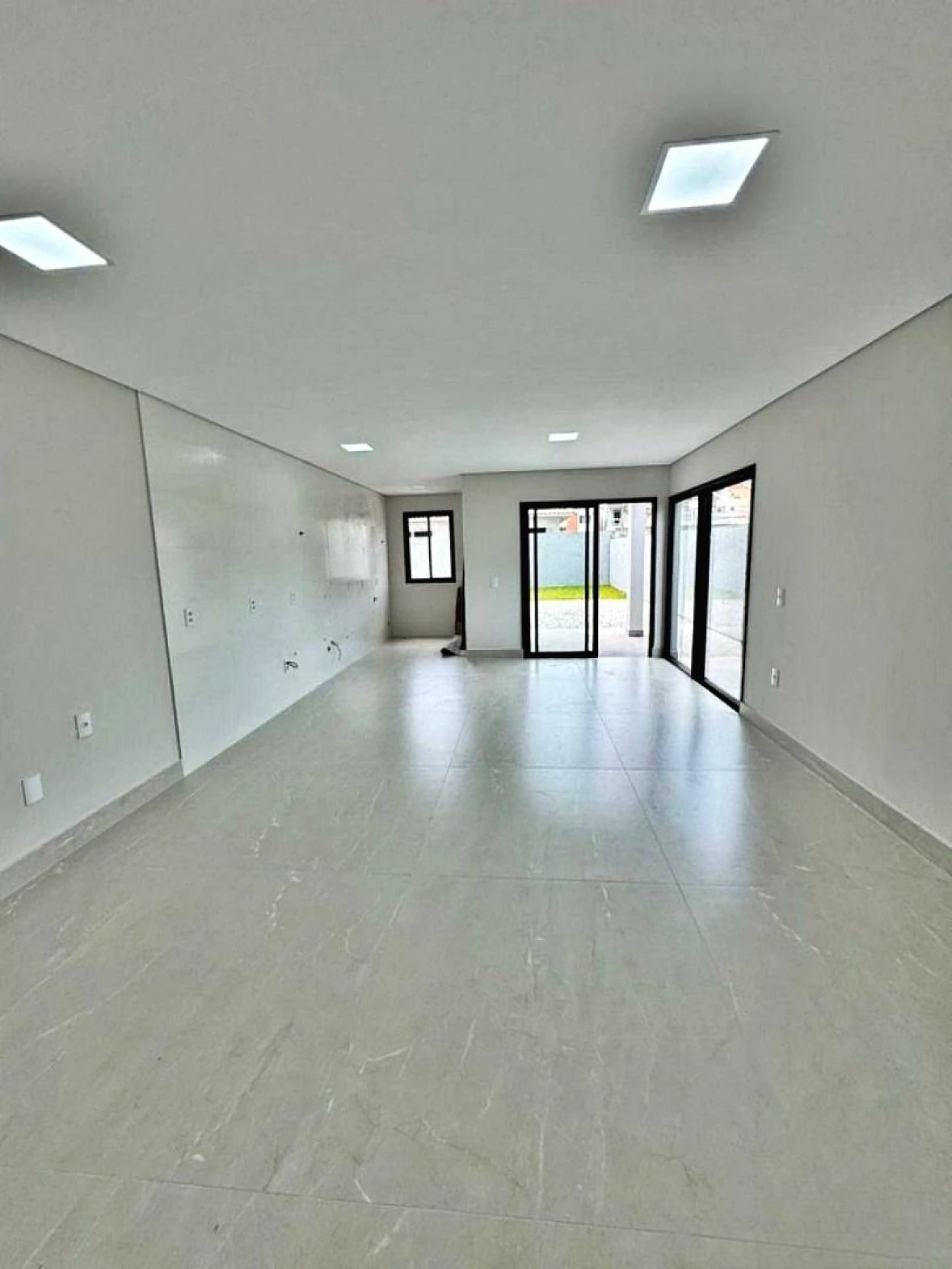 Sobrados com 3 Dormitórios à Venda, 127 m² - Ipiranga - São José/SC - Foto 12