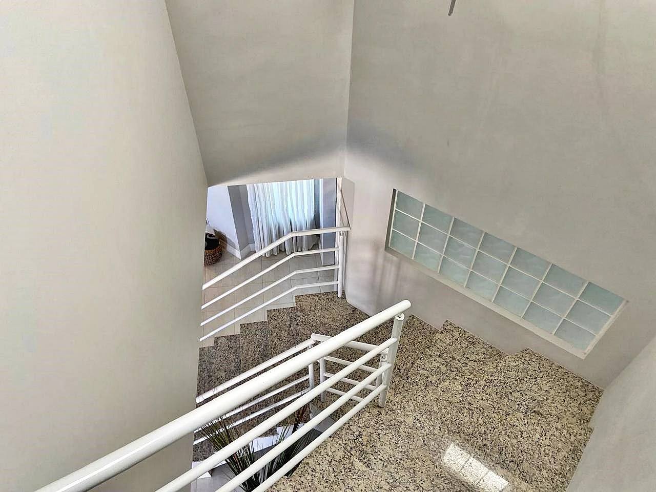 Casa Alto Padrão 03 Suítes com 210 m² - Fazenda Santo Antônio - São José/SC - Foto 16