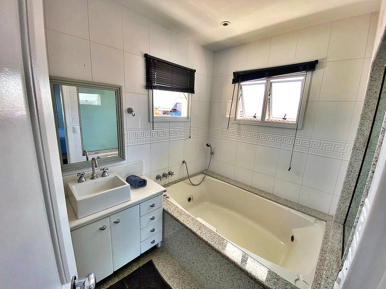Casa Alto Padrão 03 Suítes com 210 m² - Fazenda Santo Antônio - São José/SC - Foto 26