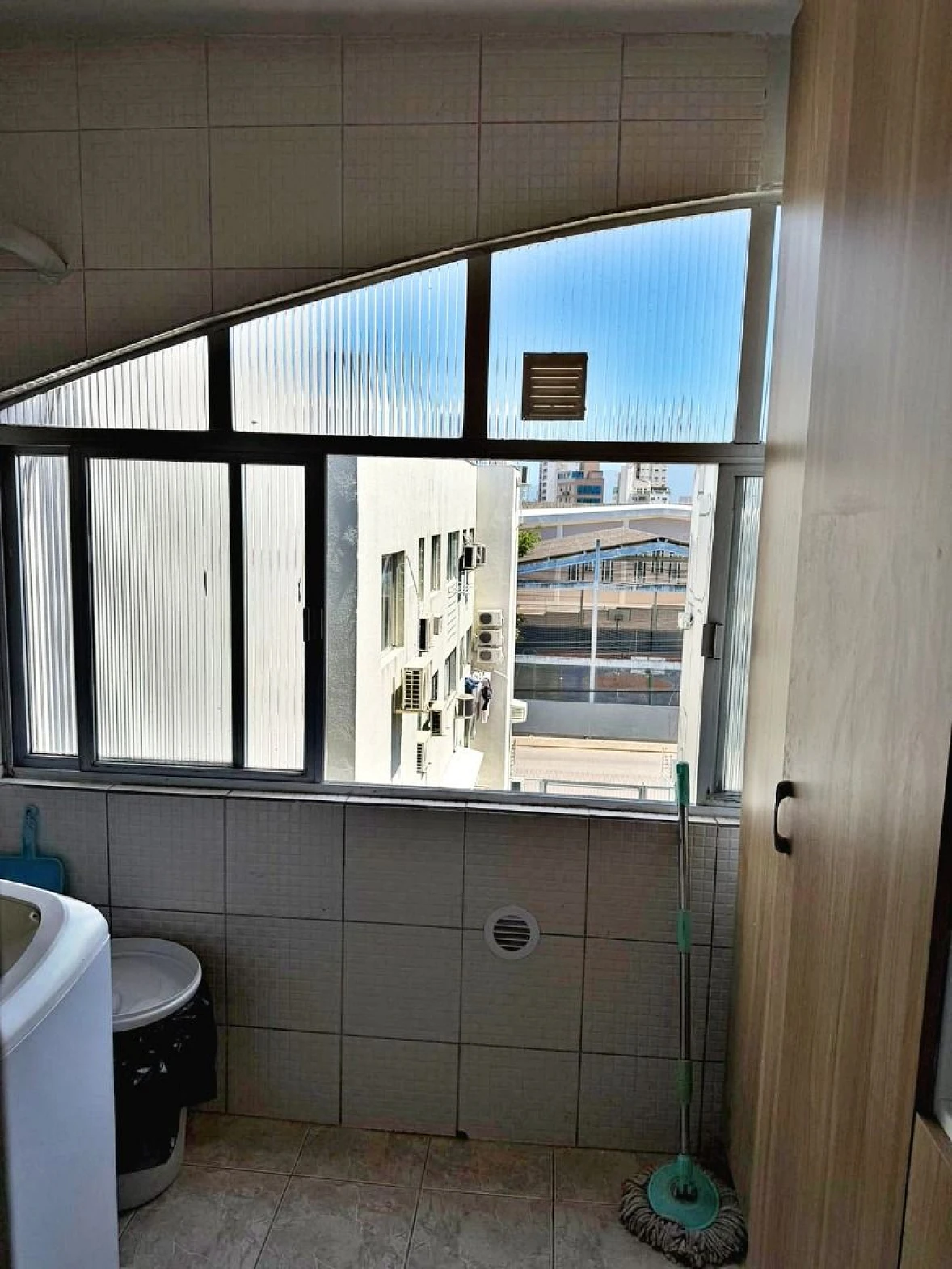 Apto 3 Quartos, 1 Suíte,  1 Vaga - Kobrasol - Foto 9