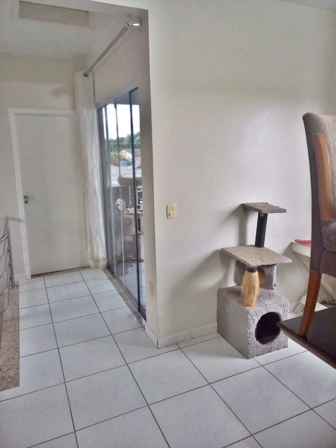 Casa 4 Quartos, 1 Suíte, 2 Vagas - Fundos - Foto 8