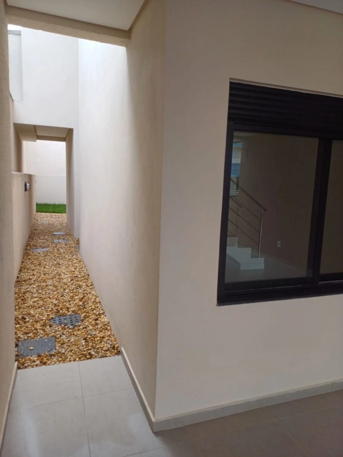 Sobrado com 3 Dorms com Suíte - Ipiranga - São José/SC - Foto 12