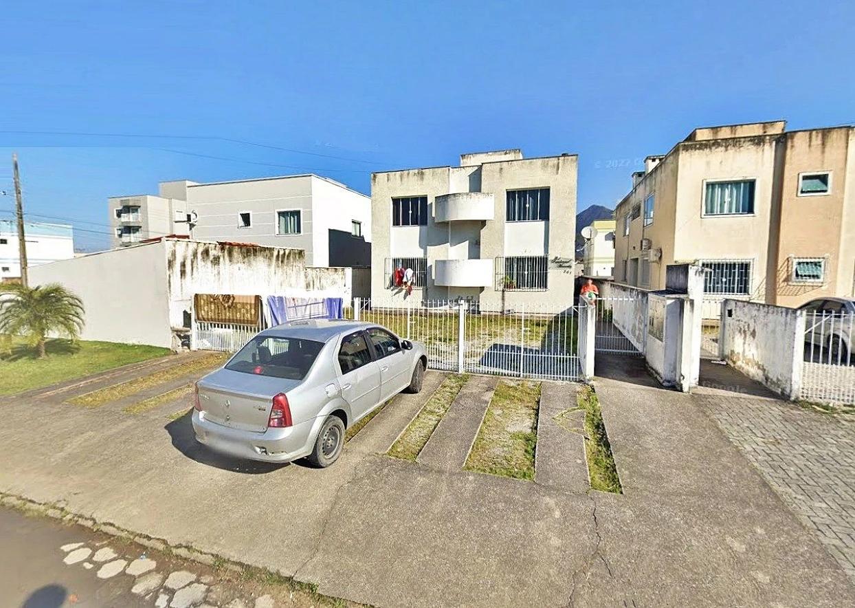 Apto 2 Quartos, Sacada, 1 Vaga - Barra do Aririú