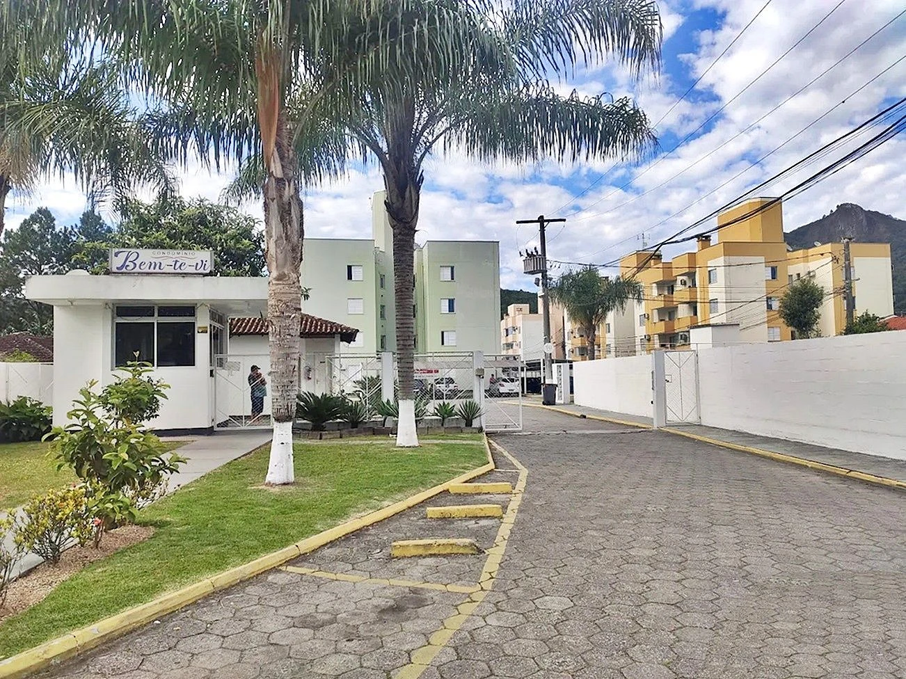 Apartamento com 2 Dormitórios à Venda, 51 m² - Sertão do Maruim - São José/SC