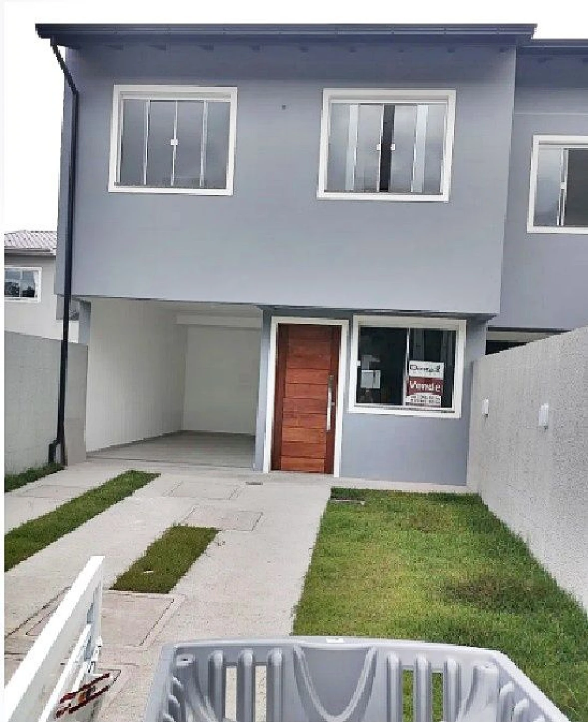 Sobrado geminado em Alto Forquilhas, São José