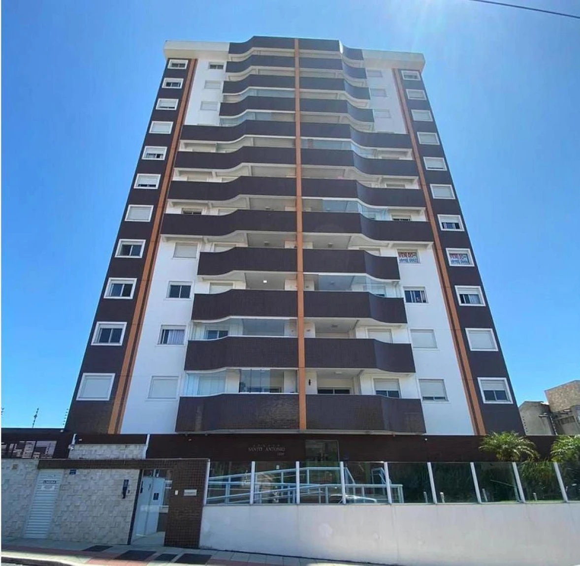 Apartamento com 3 Dormitórios  a Venda  - Barreiros - São José/SC