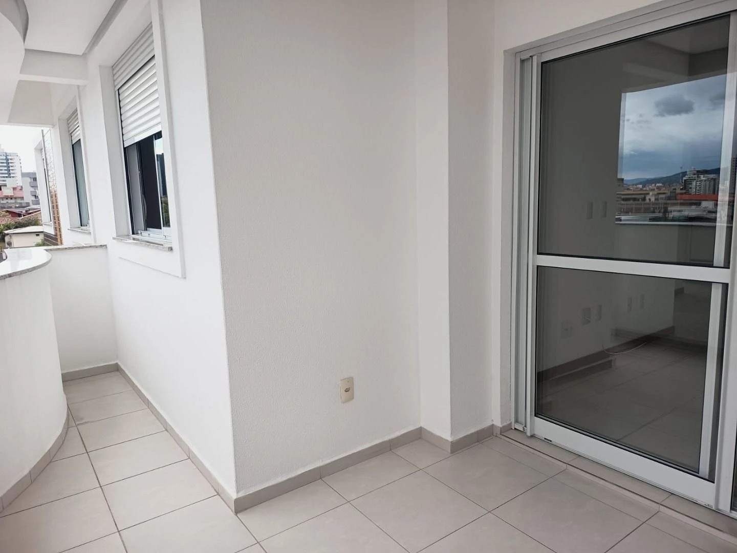 Apartamento em Barreiros, São José