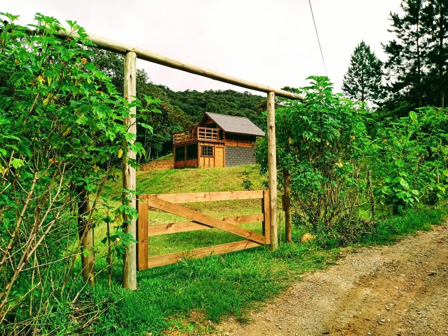 Chalé, 1 Quarto, Piscina, Mobiliado - Águas Mornas - Foto 22