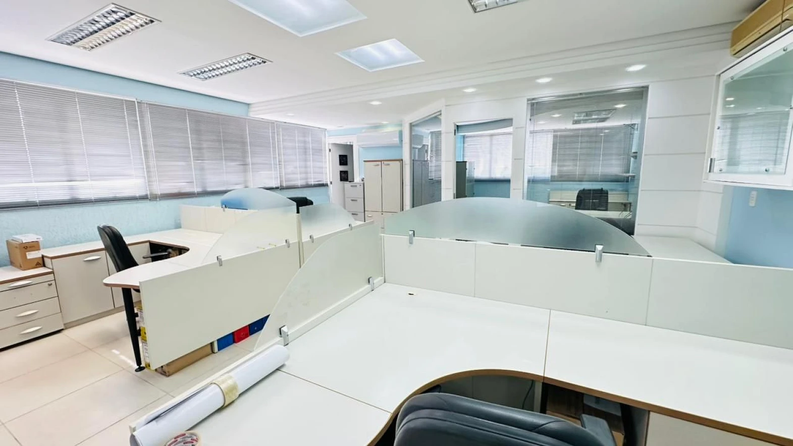 Sala para Alugar, 88 m² - Campinas - São José/SC - Foto 12