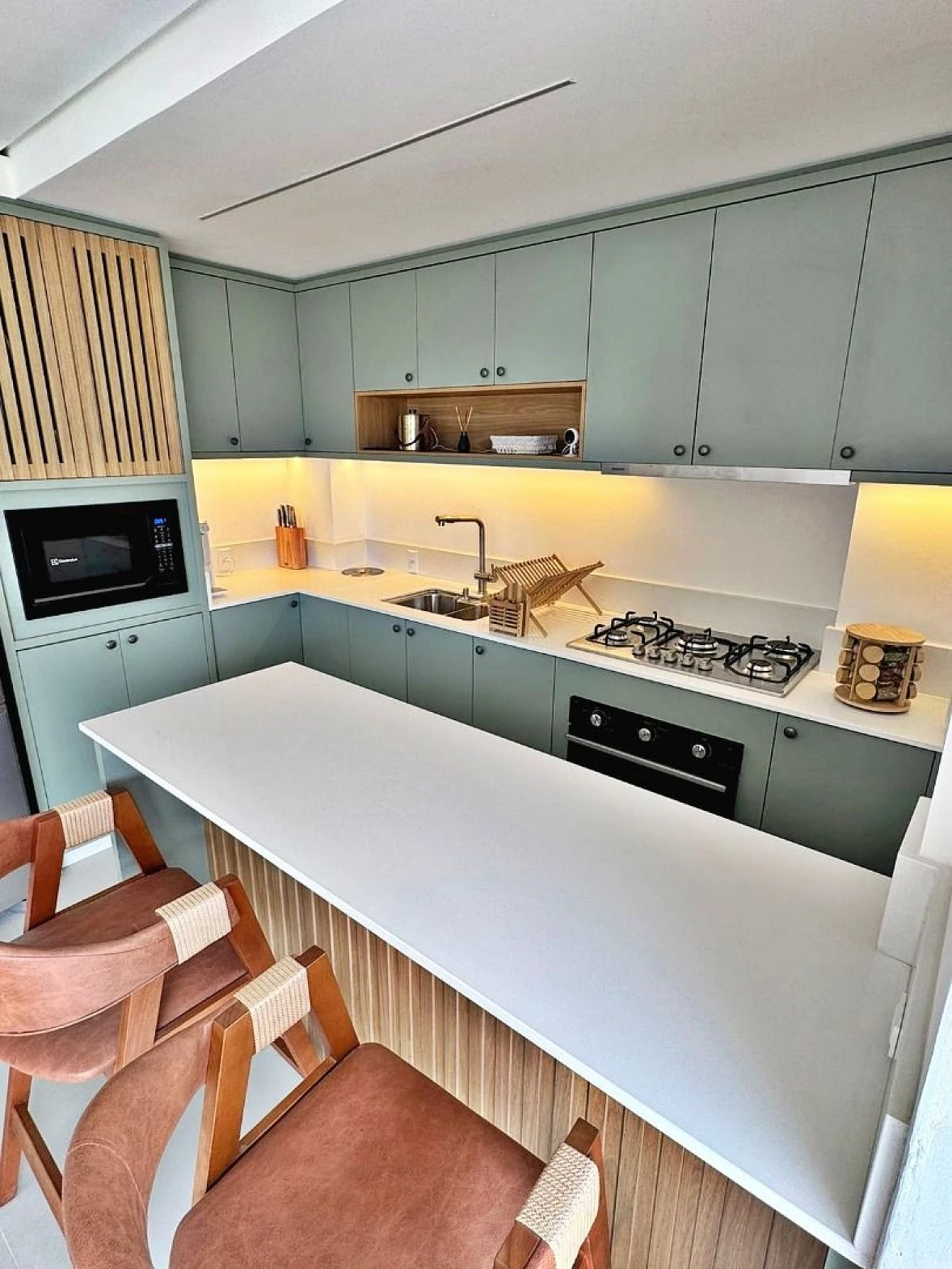 Apto 3 Quartos, 1 Suíte, 1 Vaga - Gov. Celso Ramos - Foto 7