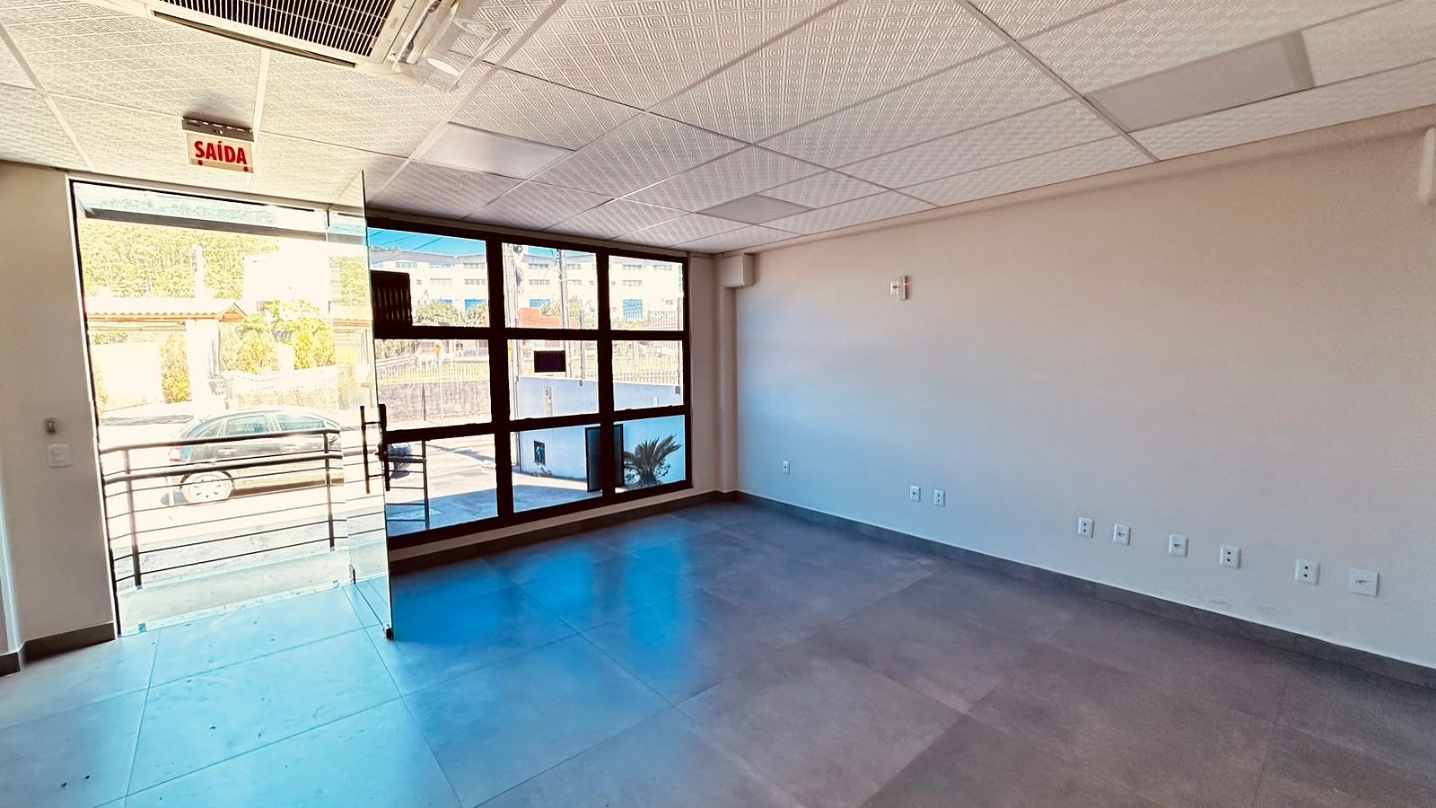 Prédio em Picadas do Sul, São José