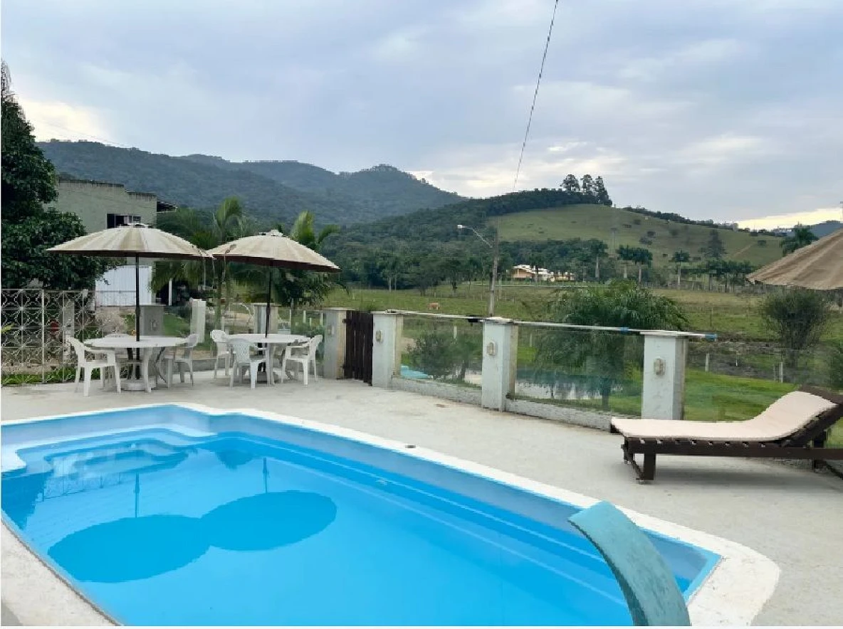 Chácara - 2 Quartos, Piscina, 6 Vagas - Fazendinha - Foto 17