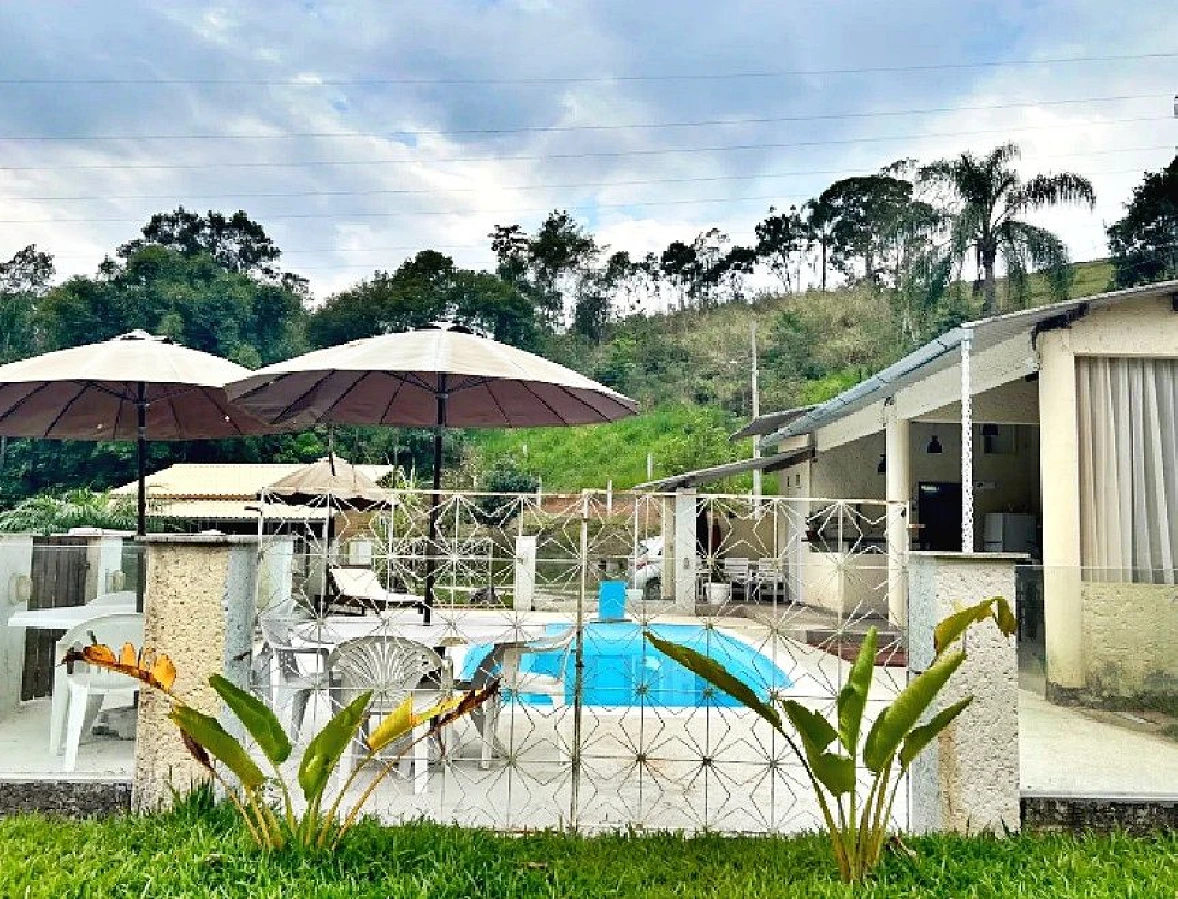 Chácara - 2 Quartos, Piscina, 6 Vagas - Fazendinha - Foto 19