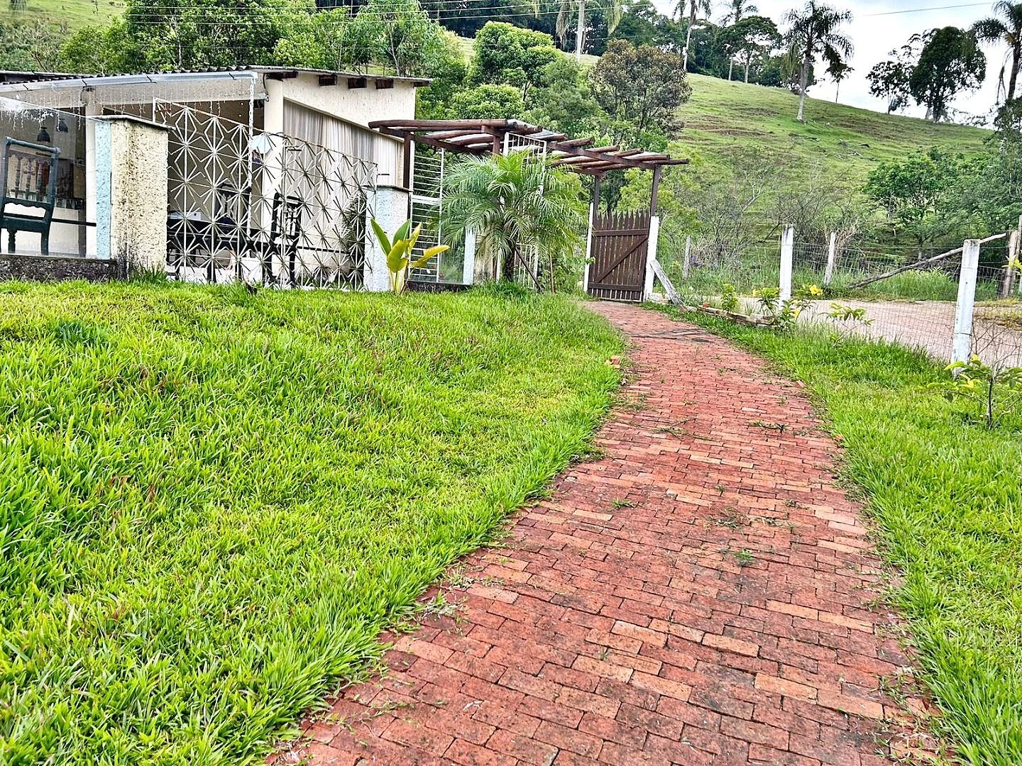 Chácara - 2 Quartos, Piscina, 6 Vagas - Fazendinha - Foto 20