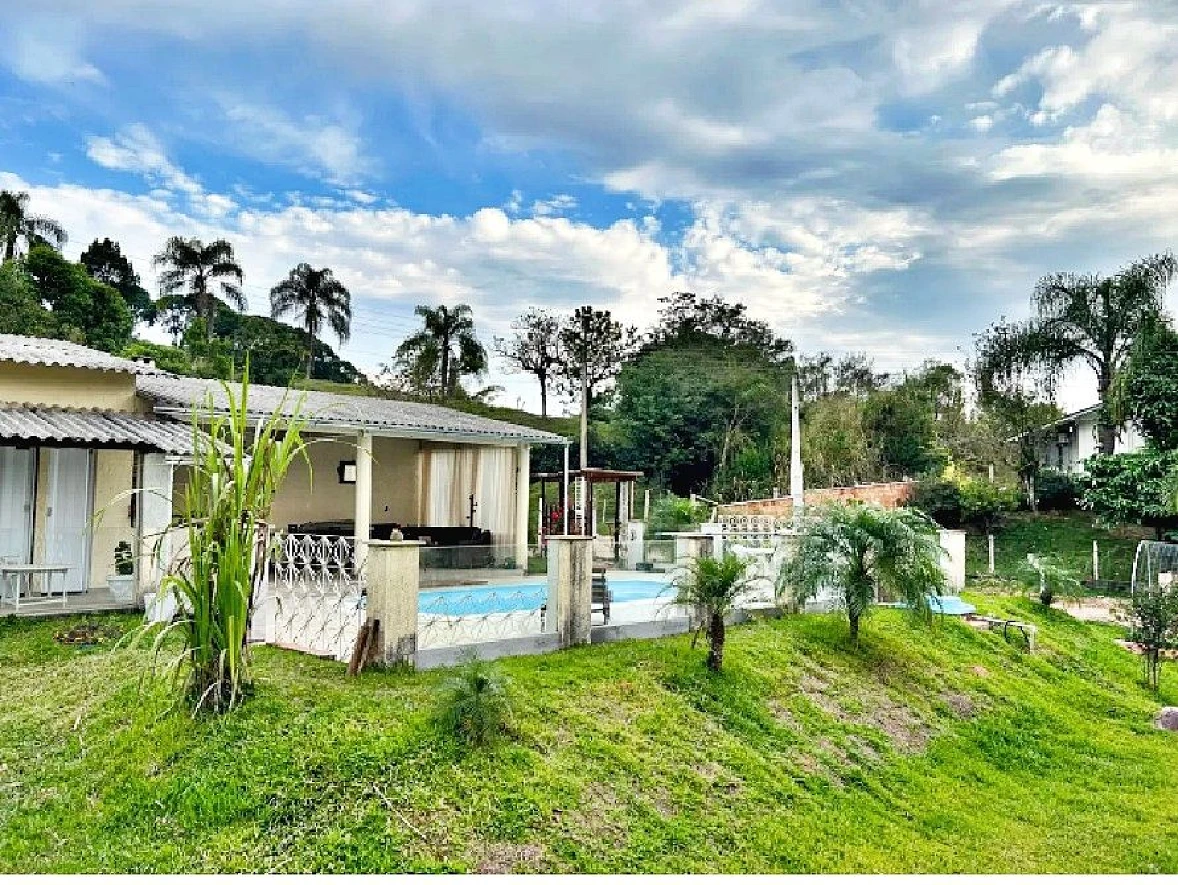 Chácara - 2 Quartos, Piscina, 6 Vagas - Fazendinha - Foto 24