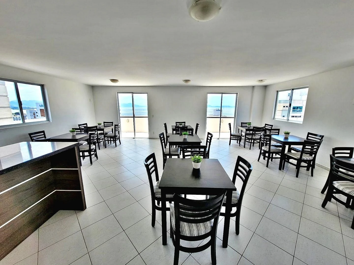 Apartamento 2 Quartos com 1 Suíte e 70m² - Barreiros - Foto 31