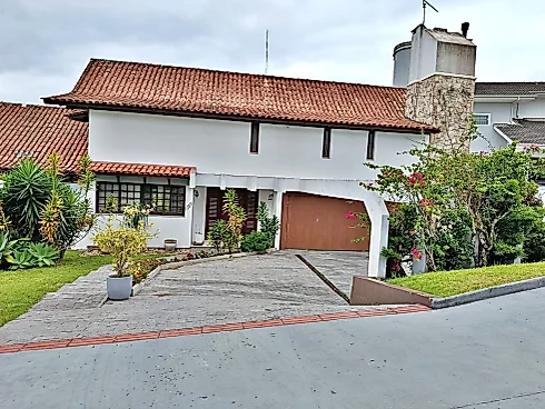 Casa em Bosque das Mansões, São José