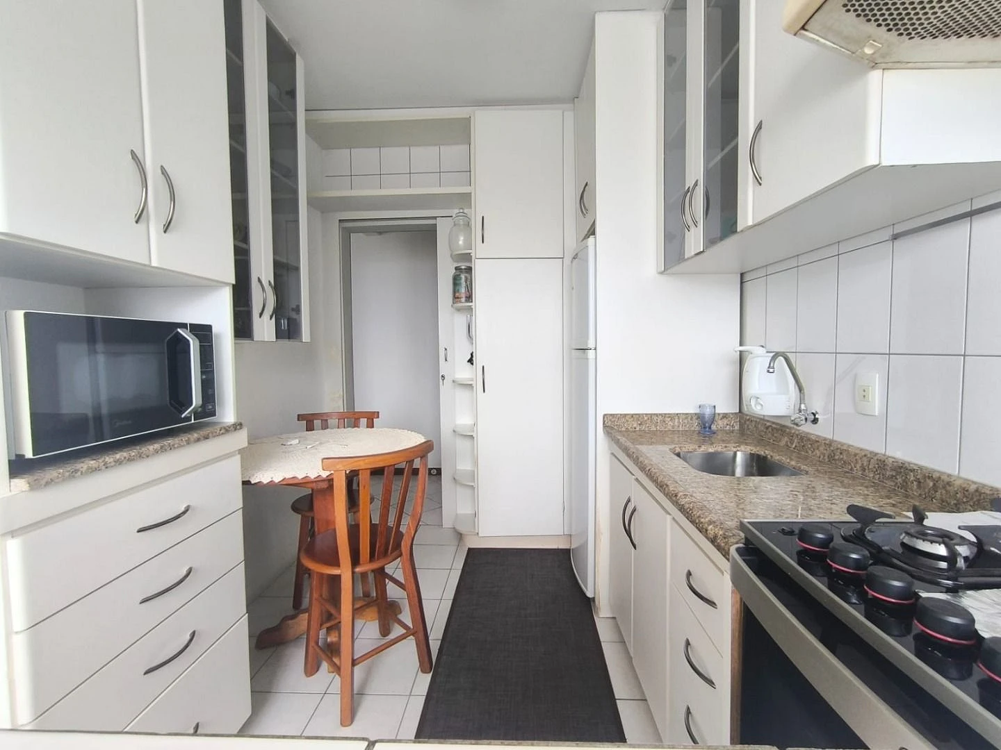 Oportunidade com Vista Mar Definitiva!  Apartamento 02 Dorms com Suíte e 87 m² Barreiros - São José/SC - Foto 15