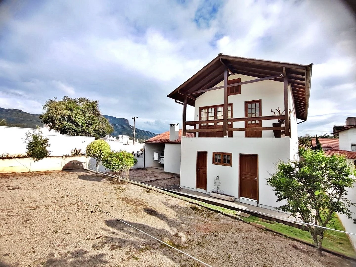 Casa com 3 Dormitórios para Alugar, 250 m² - Cidade Universitária Pedra Branca - Palhoça/SC - Foto 10