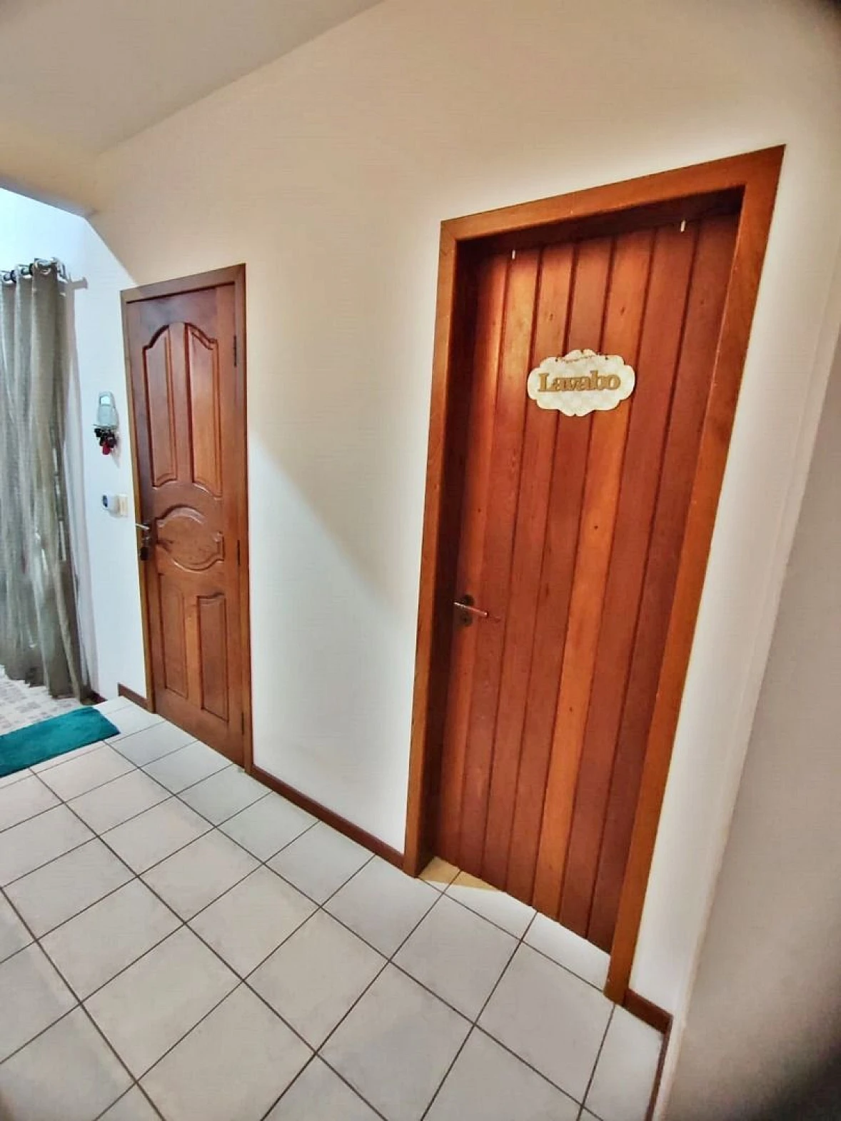 Casa com 3 Dormitórios para Alugar, 250 m² - Cidade Universitária Pedra Branca - Palhoça/SC - Foto 17