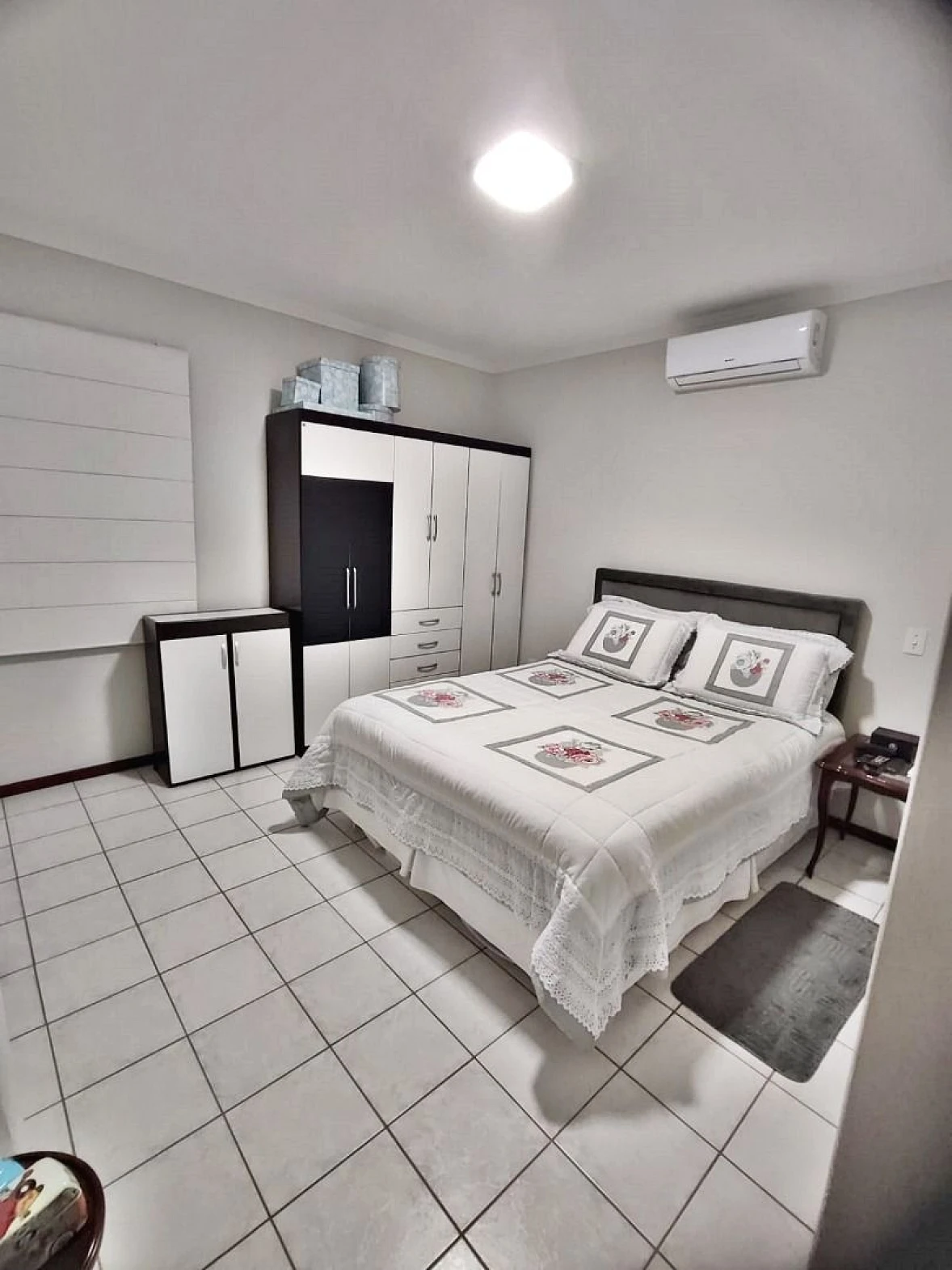 Casa com 3 Dormitórios para Alugar, 250 m² - Cidade Universitária Pedra Branca - Palhoça/SC - Foto 47