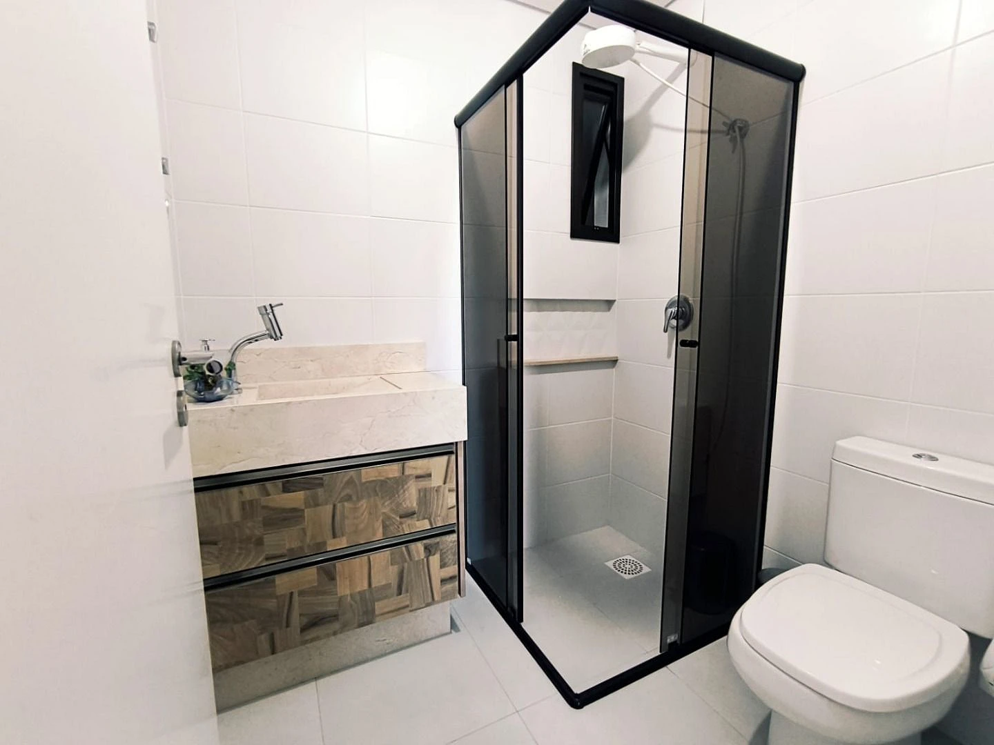 Apartamento com 2 Dormitórios com Suíte e Vaga - Estreito, Florianópolis/SC - Foto 18