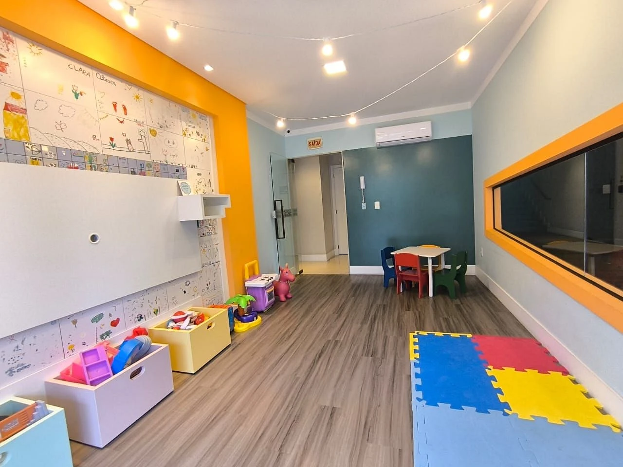 Apartamento com 2 Dormitórios com Suíte e Vaga - Estreito, Florianópolis/SC - Foto 26