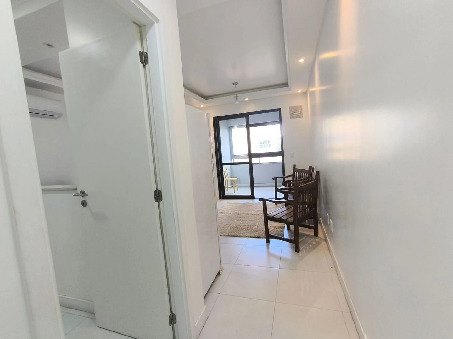 Apartamento com 2 Dormitórios com Suíte e Vaga - Estreito, Florianópolis/SC - Foto 6