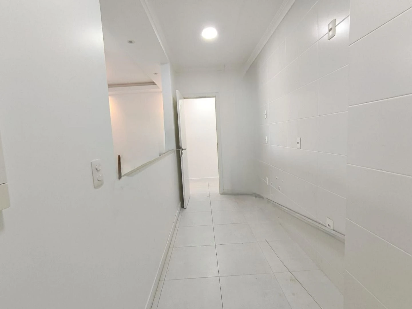 Apartamento com 2 Dormitórios com Suíte e Vaga - Estreito, Florianópolis/SC - Foto 8