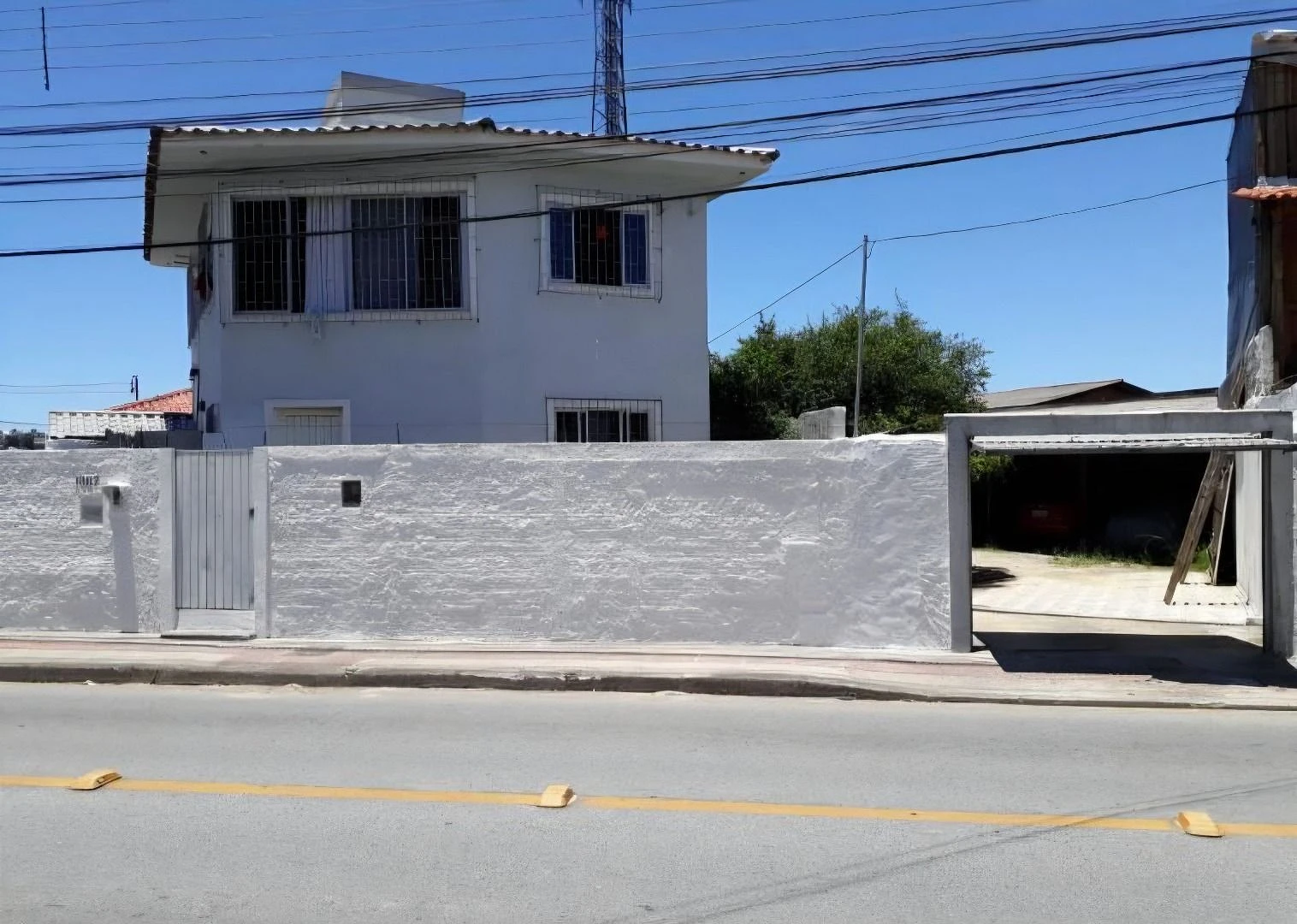 Casa com 4 Dormitórios à Venda, 180 m² - Forquilhinhas - São José/SC