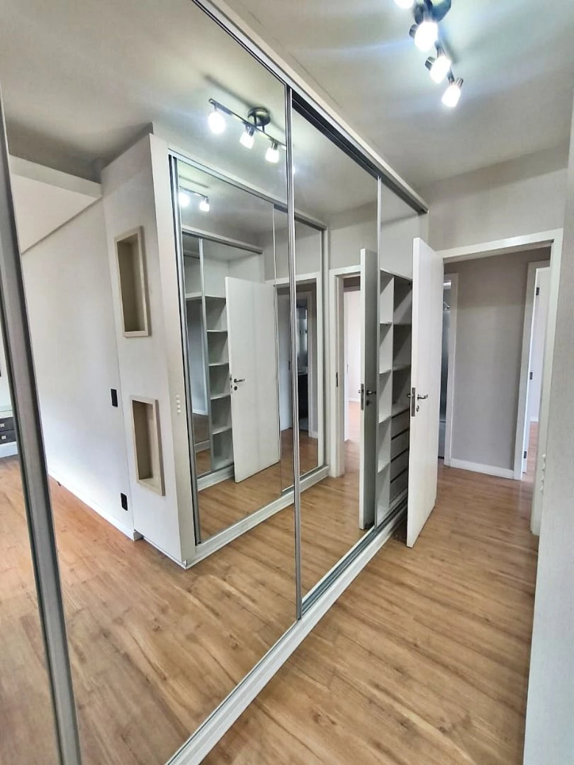Apartamento 4 Quartos com 1 Suíte e 137m² - Serraria/Sj - Foto 28