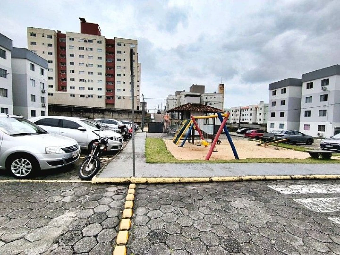 Apartamento com 2 Dormitórios - Jardim Janaína - Biguaçu/SC - Foto 13
