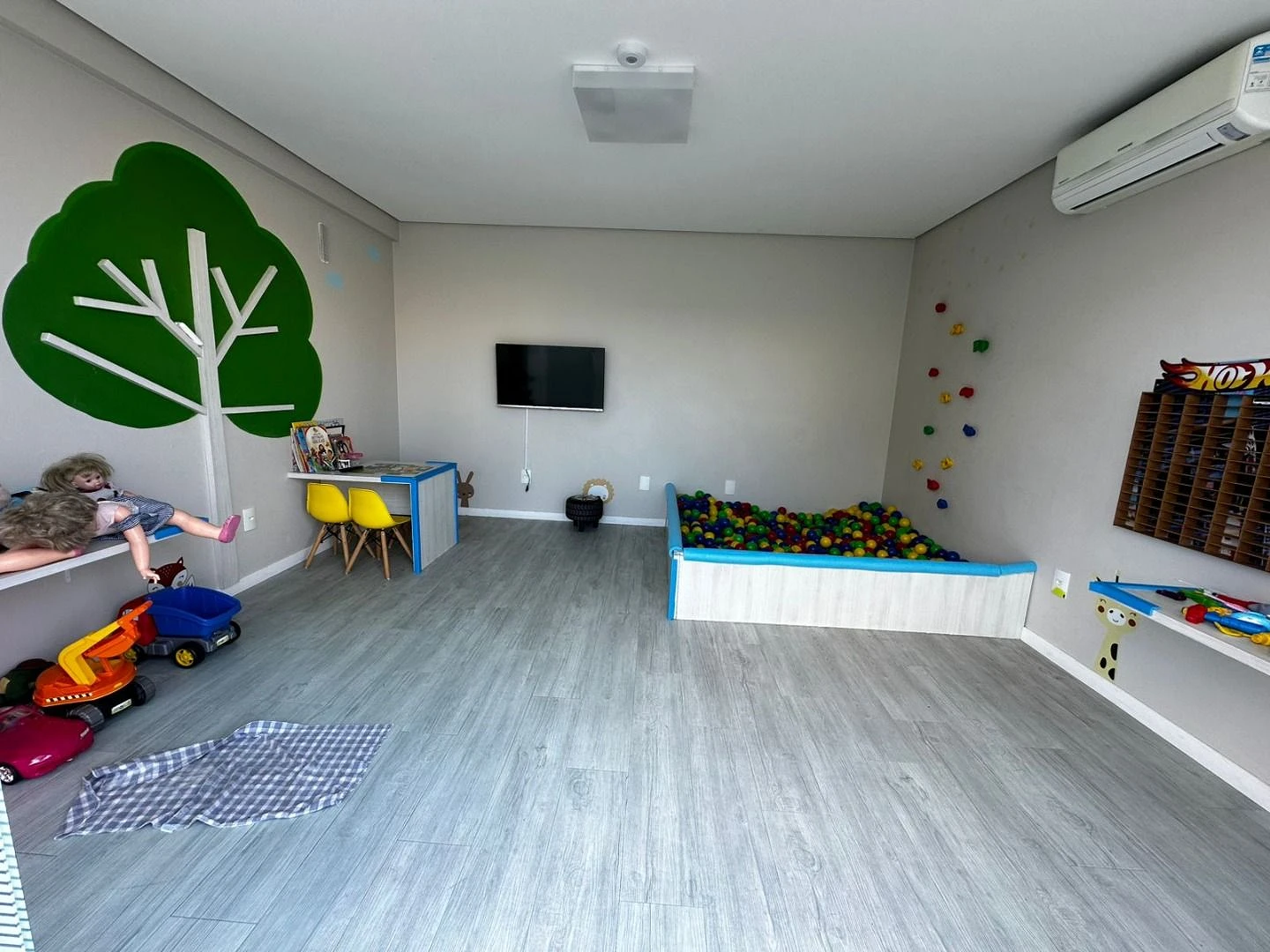 Apartamento, 2 Quartos, Sacada e Garagem - Areias - São José - Foto 25