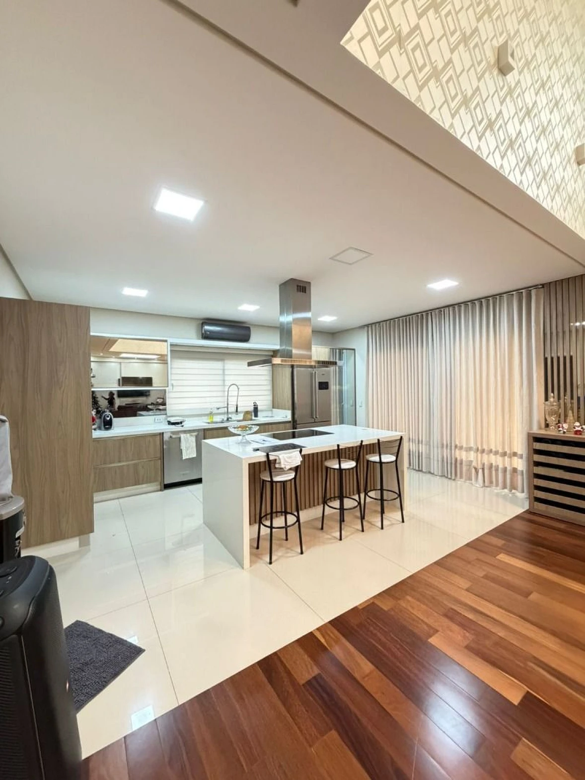 Casa Alto Padrão, 2 Pavimentos, 4 Dormitórios, 3 Suítes, Condomínio Quinta dos Guimarães - Foto 14