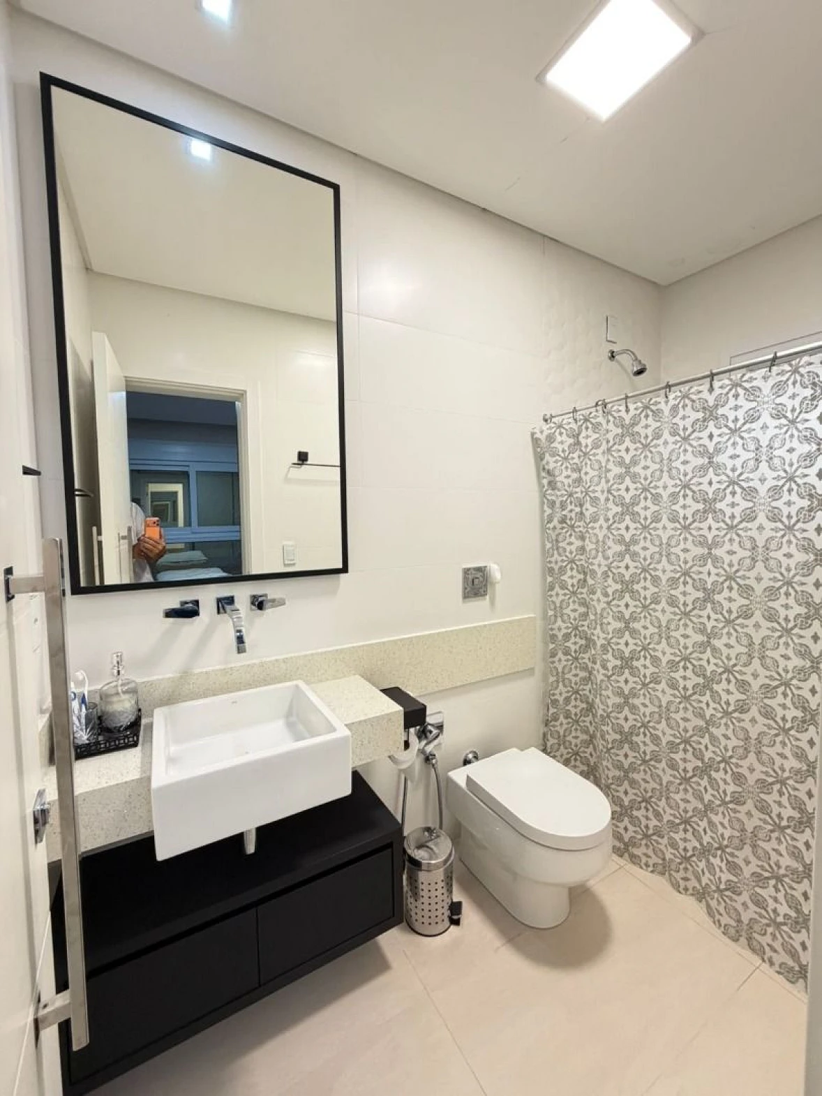 Casa Alto Padrão, 2 Pavimentos, 4 Dormitórios, 3 Suítes, Condomínio Quinta dos Guimarães - Foto 26