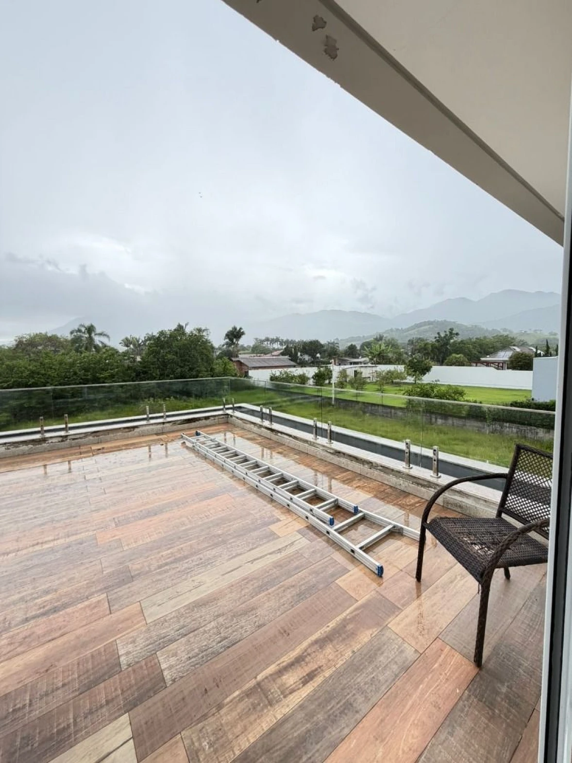 Casa Alto Padrão, 2 Pavimentos, 4 Dormitórios, 3 Suítes, Condomínio Quinta dos Guimarães - Foto 40
