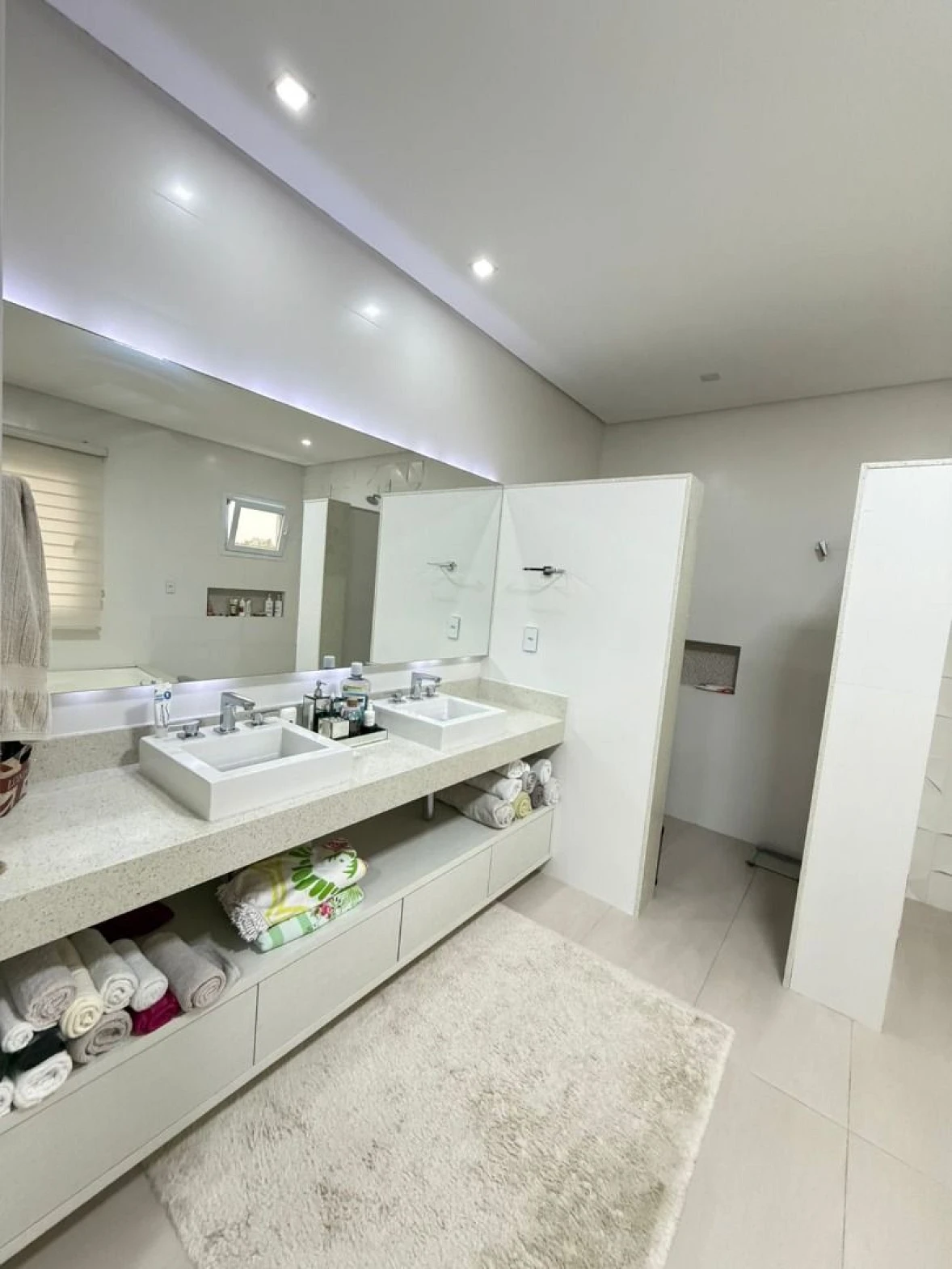 Casa Alto Padrão, 2 Pavimentos, 4 Dormitórios, 3 Suítes, Condomínio Quinta dos Guimarães - Foto 45