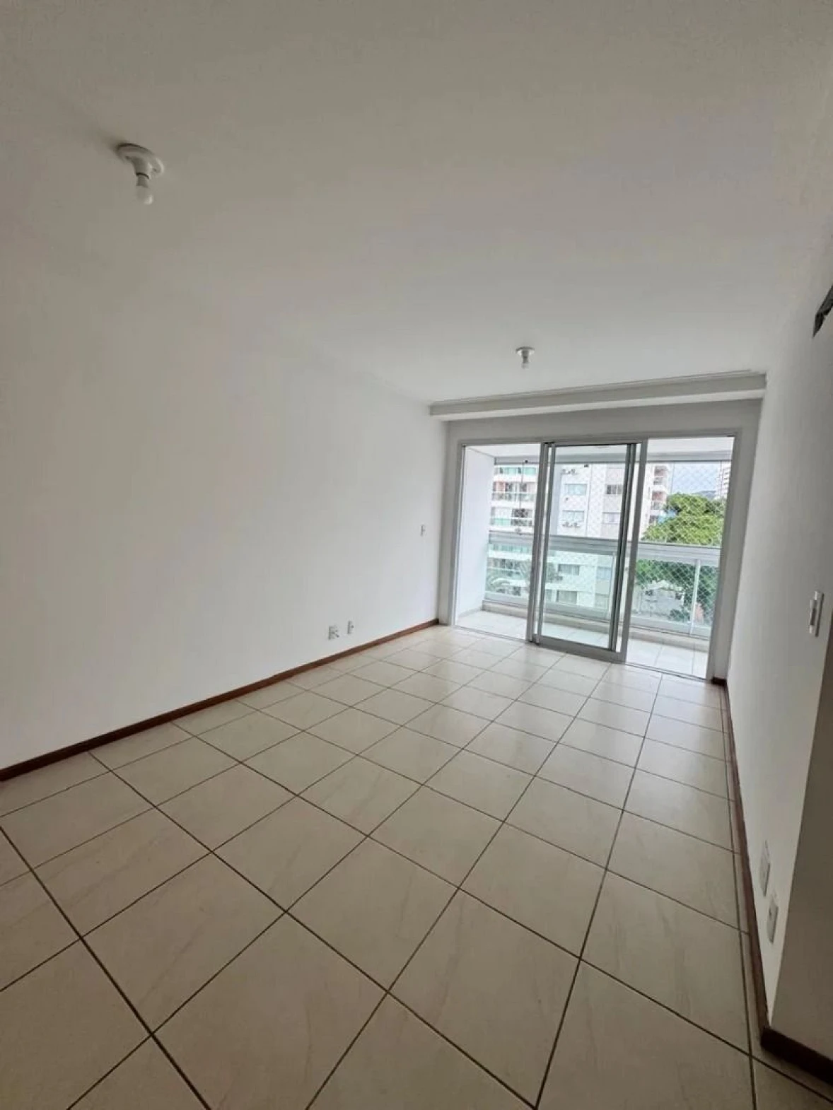 Apartamento em Barreiros, São José