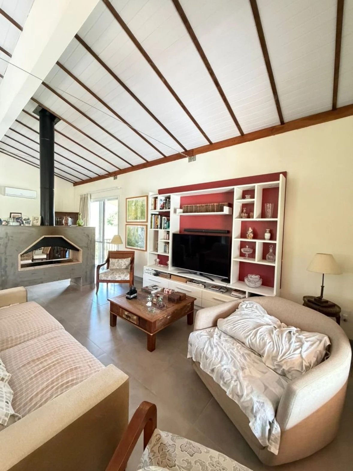 Casa 3 Dormitórios, 2 Suítes, Terreno 2.000 m² - Condomínio Quinta dos Guimarães - Foto 10