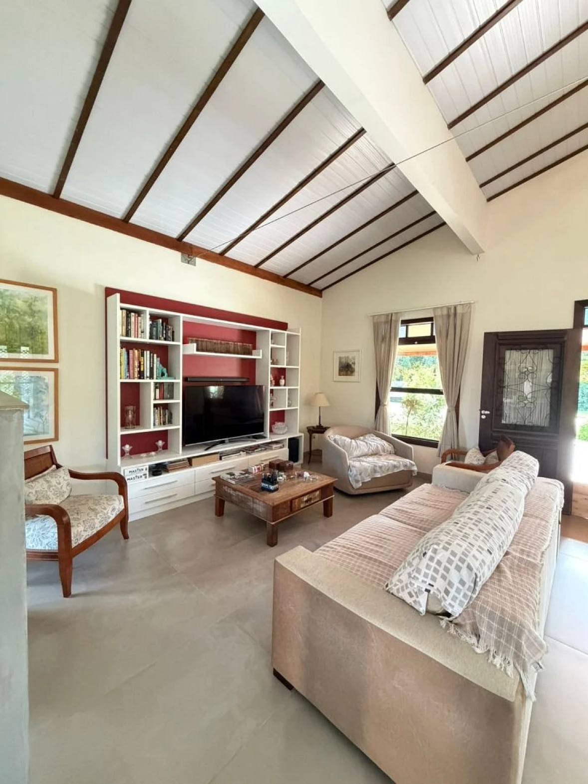 Casa 3 Dormitórios, 2 Suítes, Terreno 2.000 m² - Condomínio Quinta dos Guimarães - Foto 11