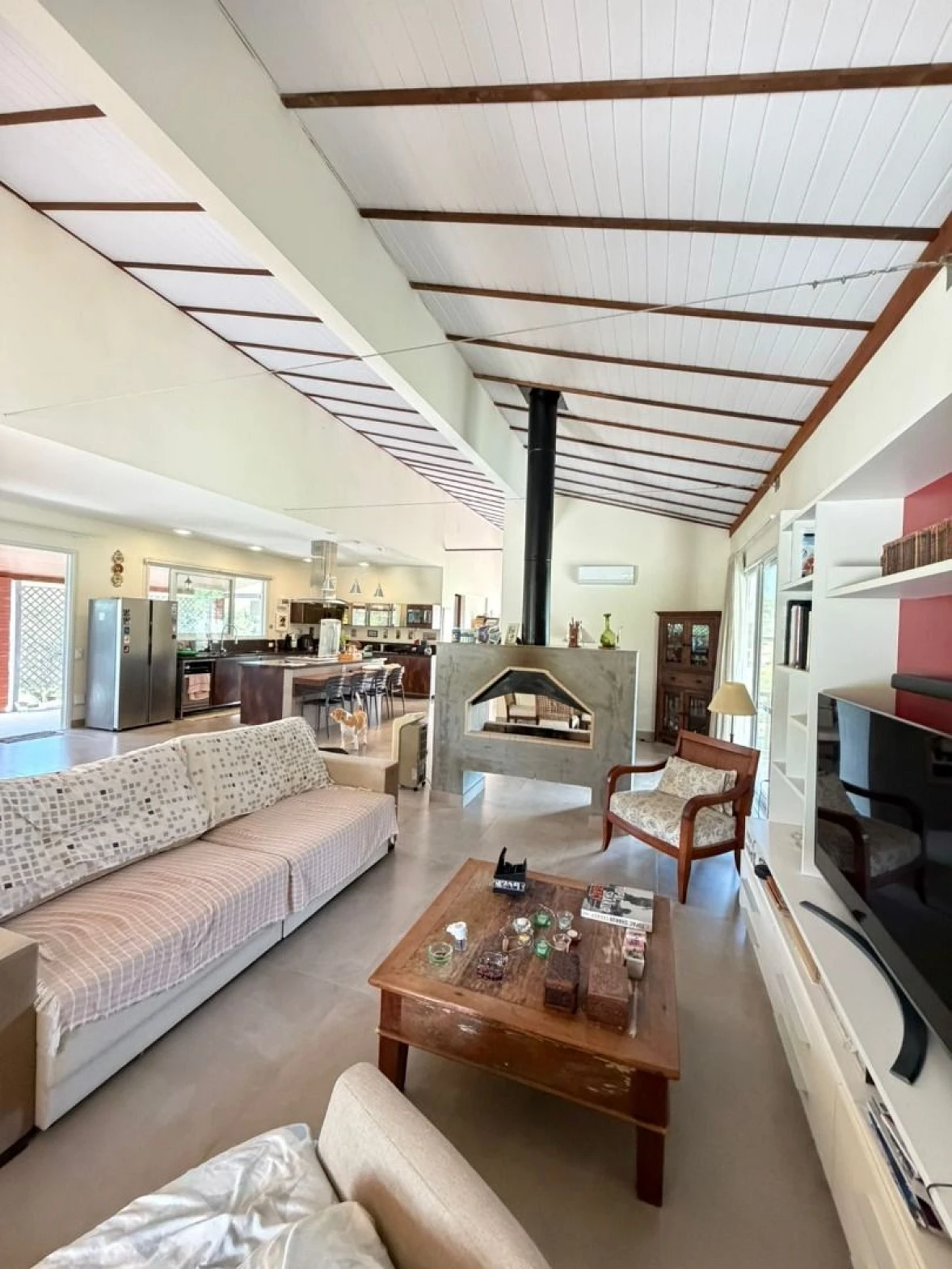 Casa 3 Dormitórios, 2 Suítes, Terreno 2.000 m² - Condomínio Quinta dos Guimarães - Foto 14