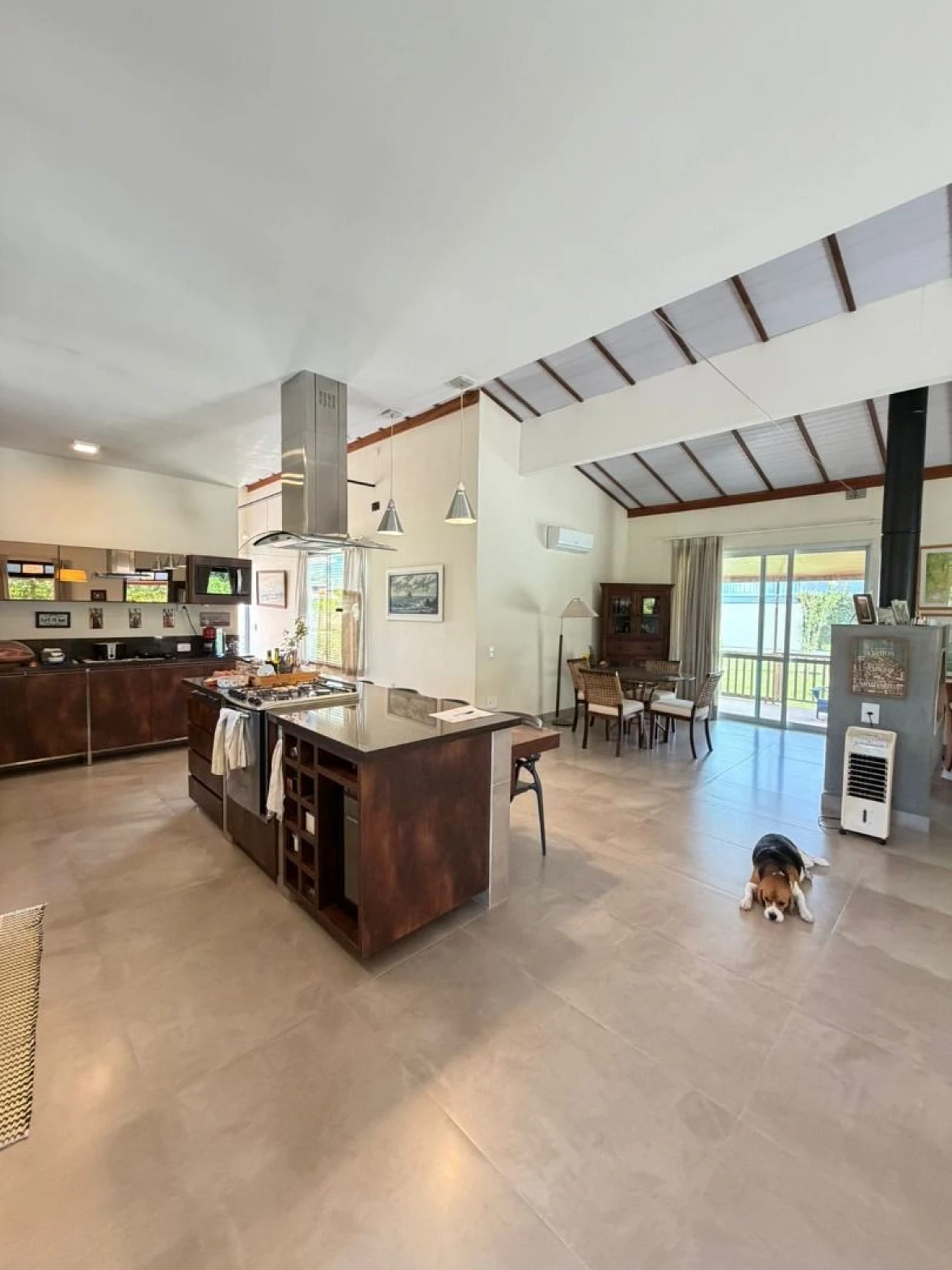 Casa 3 Dormitórios, 2 Suítes, Terreno 2.000 m² - Condomínio Quinta dos Guimarães - Foto 18