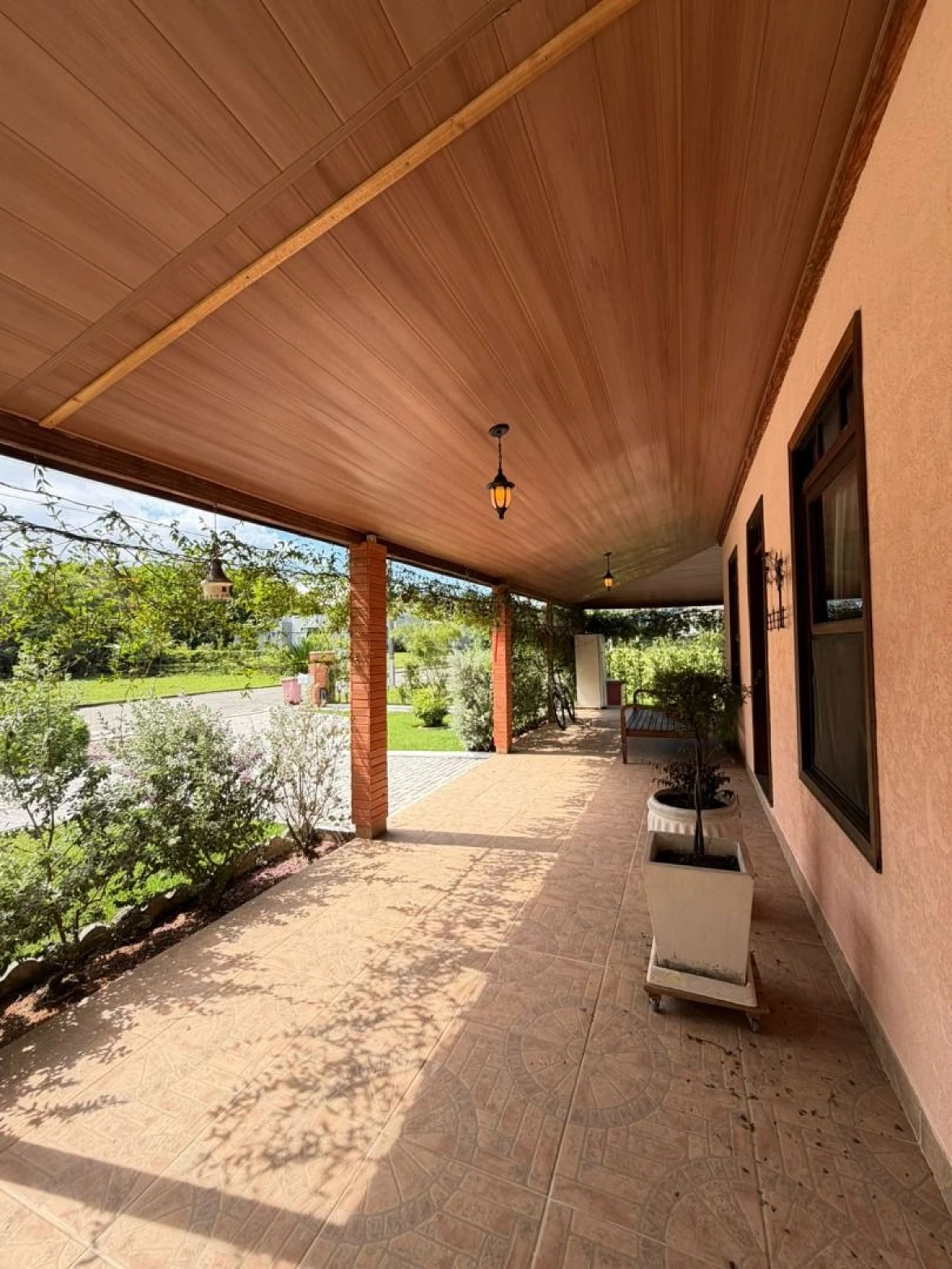 Casa 3 Dormitórios, 2 Suítes, Terreno 2.000 m² - Condomínio Quinta dos Guimarães - Foto 6