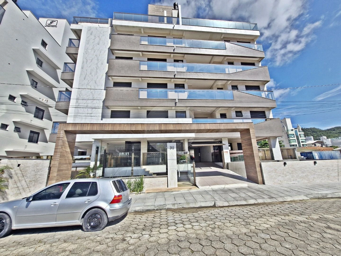 Apto 2 Quartos, 1 Vaga, Mobiliado - Palmas - Celso Ramos