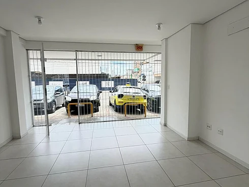 2 Lojas Térreas, Disponíveis para Venda, uma ao Lado da Outra, com Vitrine, de Frente para Avenida, Bairro Pagani, Palhoça/SC - Foto 17