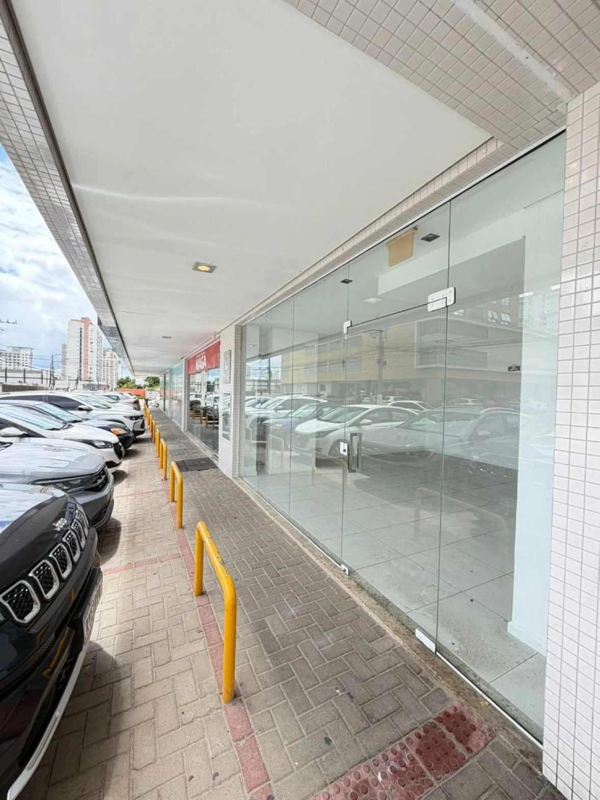Loja Comercial Térrea, Disponível para Venda, com Vitrine para Rua, no Bairro Pagani, Palhoça/SC - Foto 8