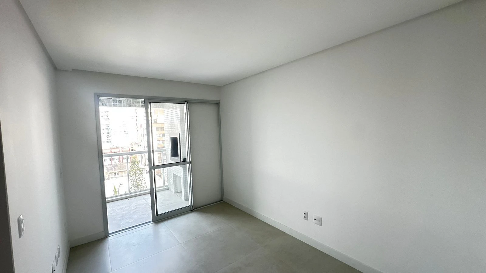 Apartamento em Kobrasol, São José